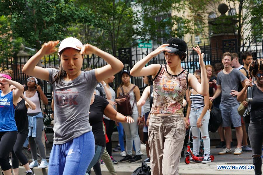 U.S.-NEW YORK-SUMMER STREETS