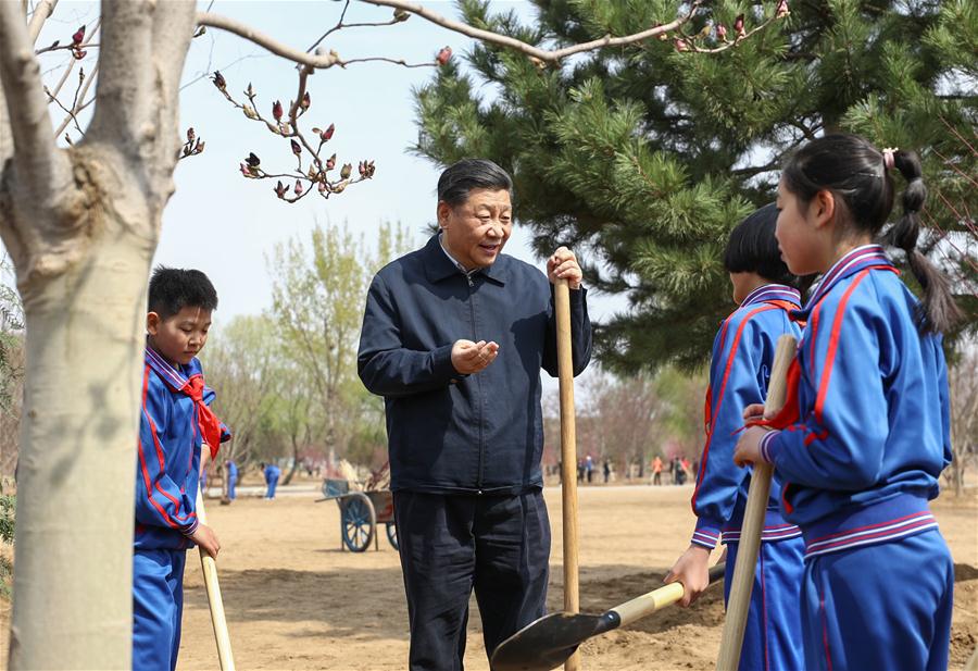 CHINA-BEIJING-LEADERS-TREE PLANTING (CN)