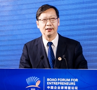 楊慶兵：食品行業(yè)在保障民生、維護社會穩(wěn)定方面發(fā)揮巨大作用