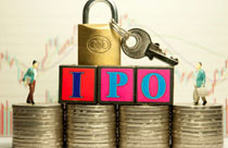 鼓勵(lì)持股滿三年的原有股東將部分老股向投資者轉(zhuǎn)讓，轉(zhuǎn)讓后，公司實(shí)際控制人不得發(fā)生變更。

 　　嘉實(shí)財(cái)富管理有限公司財(cái)富管理總監(jiān)吳妙娟：老股轉(zhuǎn)讓也是一個(gè)亮點(diǎn)，而不是像以前僅僅是發(fā)行新股。對(duì)股價(jià)做出穩(wěn)定的要求，對(duì)中小投資者利益有比較好的保護(hù)作用。