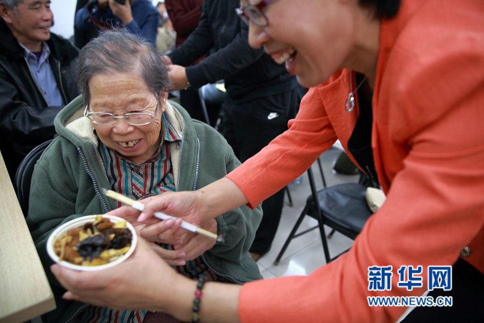 一碗長壽面，一片感恩情