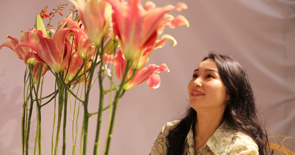 &ldquo;插花也如琵琶語&rdquo;第三屆中國凌源百合節(jié)花藝大賽舉行