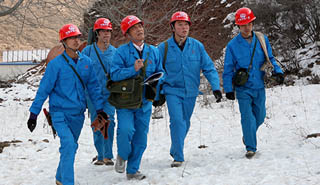 金牌工人竇鐵成：榮譽(yù)面前保持勞動者本色