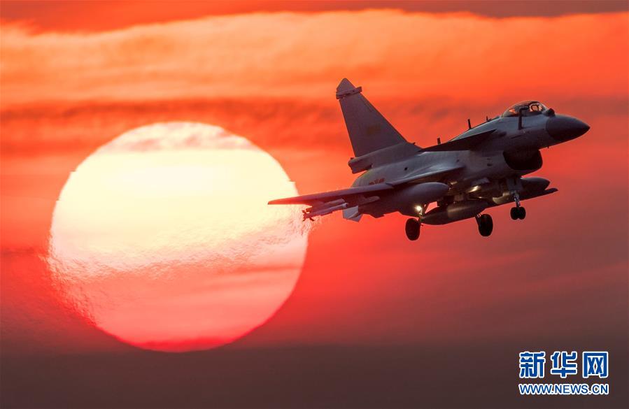 （人民空軍70年&middot;圖文互動(dòng)）（1）奮飛空天向打贏&mdash;&mdash;人民空軍戰(zhàn)斗力建設(shè)成就述評(píng)