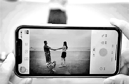 愛，是一個個無可替代日子的積累&mdash;&mdash;軍戀不易，唯你美好