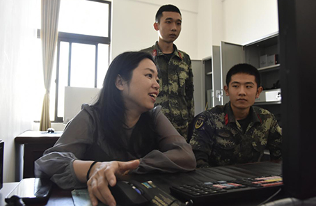 軍嫂鄭如:雖苦不怕，是我對愛的承諾