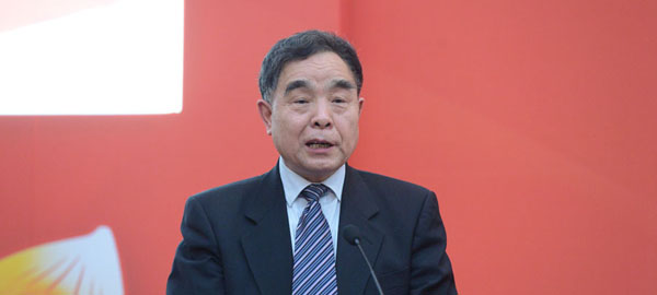 全國人大教科文衛(wèi)委員會主任委員、清華大學新聞出版學院院長柳斌杰致辭