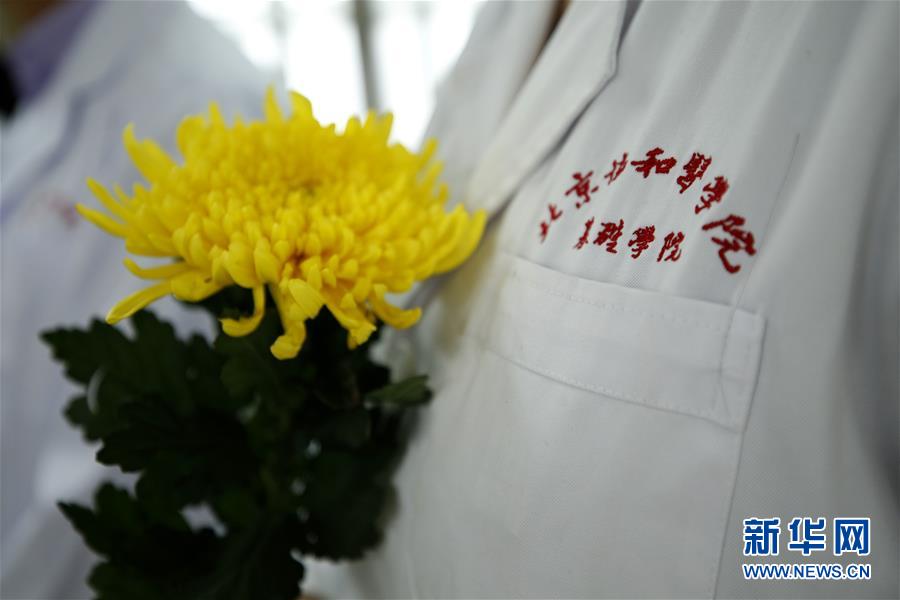 （健康）（1）致敬&ldquo;將生命奉獻(xiàn)到最后&rdquo;的無言良師