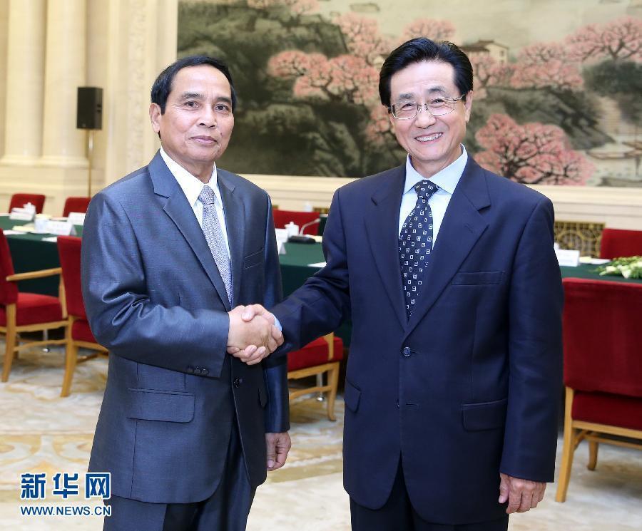 7月7日，中共中央書記處書記、中央紀委副書記趙洪祝在北京同老撾人民革命黨中央政治局委員、中央紀委書記、政府副總理本通率領的老撾人民革命黨代表團舉行工作會談。新華社記者 姚大偉 攝 