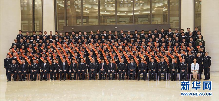 (XHDW)孟建柱會(huì)見全國公安百佳刑警