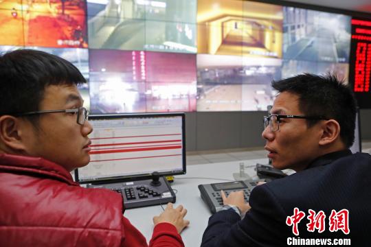 寒潮來襲上海加大對流浪、乞討等人員救助力度