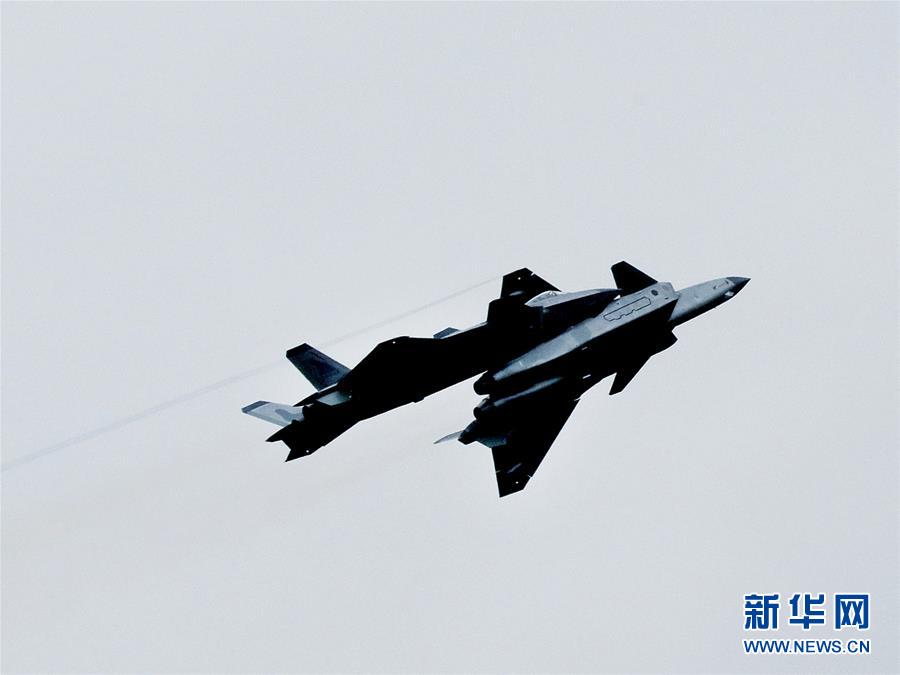 （圖文互動(dòng)）&ldquo;殲-20，你不要飛得那么快&hellip;&hellip;&rdquo;
