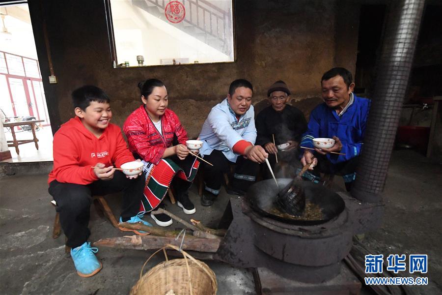 （輝煌60年&middot;壯美新廣西&middot;圖文互動）（2）和睦相處一家親 攜手并進謀發(fā)展&mdash;&mdash;廣西民族團結(jié)發(fā)展觀察