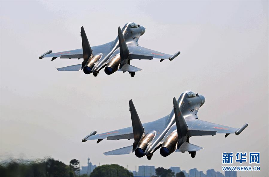 （新華全媒頭條&middot;圖文互動）（5）戰(zhàn)鷹，為祖國奮飛&mdash;&mdash;記空軍航空兵某旅旅長、特級飛行員郝井文