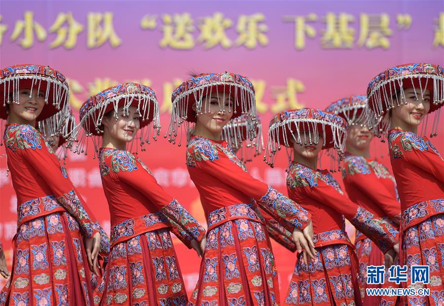 (新華全媒頭條·兩會精神看落實(shí)·圖文互動)(1)把握時代脈搏 聆聽時代聲音——落實(shí)全國兩會精神堅(jiān)定文化自信述評