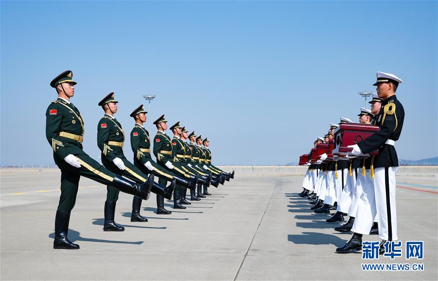 (國(guó)際)(5)第六批在韓中國(guó)人民志愿軍烈士遺骸交接儀式在韓國(guó)舉行