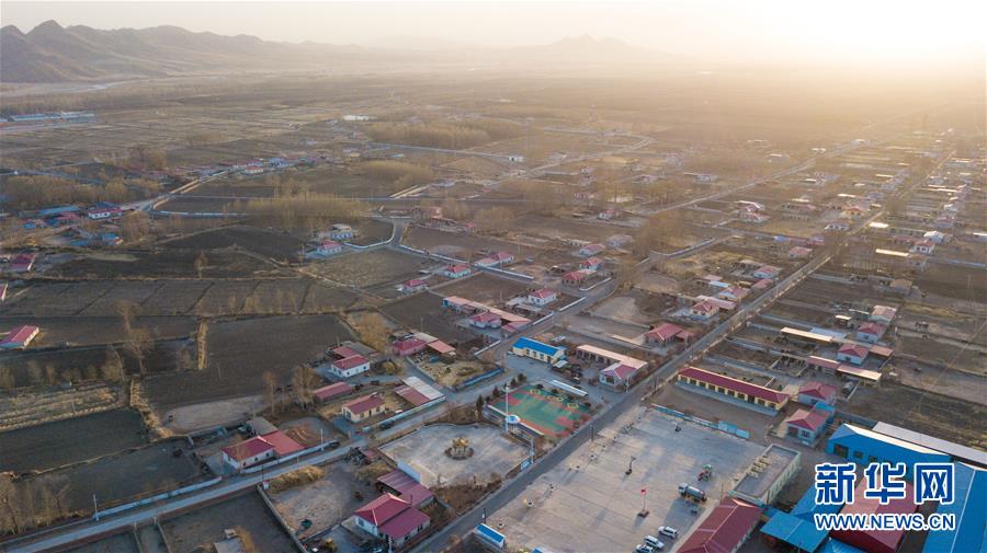 （壯麗70年&middot;奮斗新時(shí)代&middot;圖文互動(dòng)）（4）情同一家，守望相助，共奔小康&mdash;&mdash;內(nèi)蒙古興安盟巴彥敖包嘎查民族團(tuán)結(jié)見聞