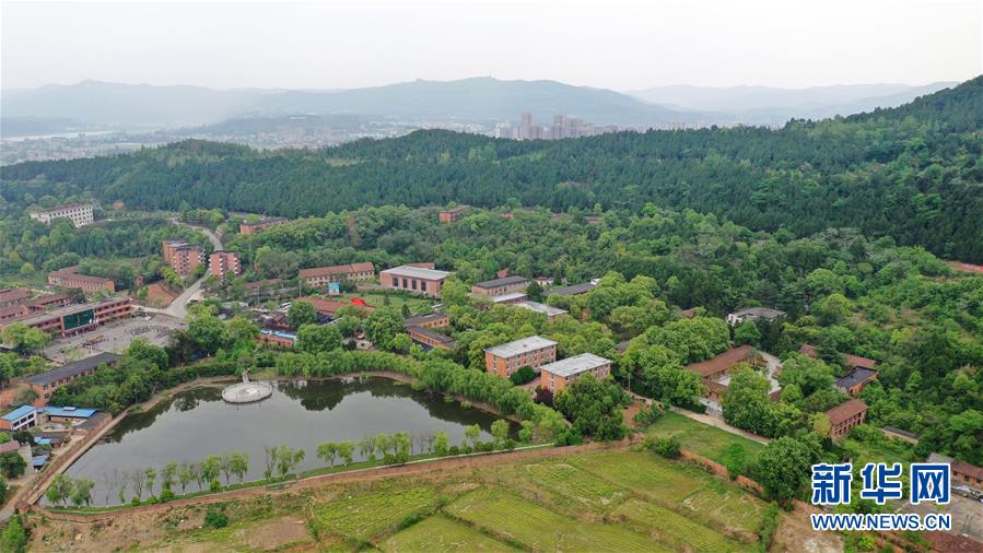 （壯麗70年&middot;奮斗新時代&middot;圖文互動）（6）歷史的天空將永遠鐫刻他們的名字&mdash;&mdash;探訪中國&ldquo;兩彈城&rdquo;
