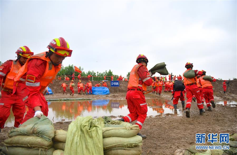 (社會(huì))(7)2019年長江中下游抗洪搶險(xiǎn)實(shí)戰(zhàn)演練在江西九江舉行