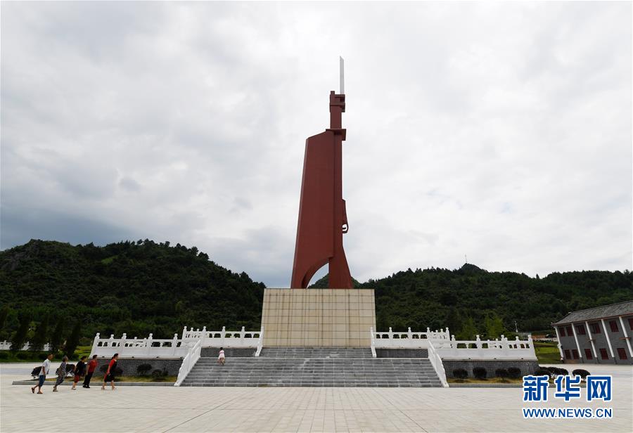 （壯麗70年&middot;奮斗新時代&mdash;&mdash;記者再走長征路&middot;圖文互動）（2）他們，找到了3000多個紅軍烈士的名字