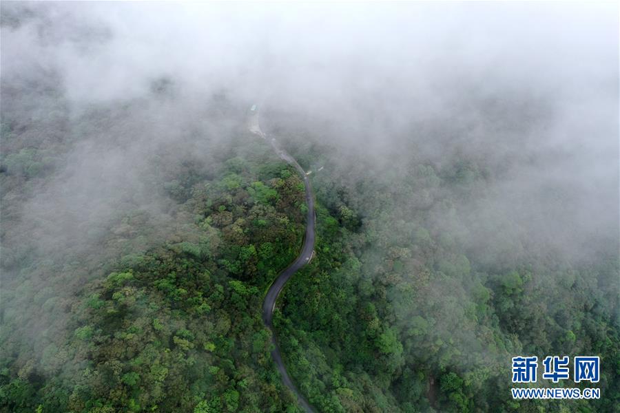 （壯麗70年&middot;奮斗新時(shí)代&mdash;&mdash;記者再走長征路&middot;圖文互動(dòng)）（1）沒有紅軍逾越不了的山河