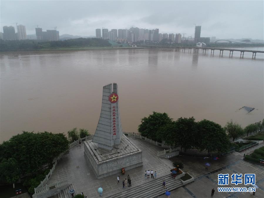 （新華全媒頭條&middot;壯麗70年&middot;奮斗新時(shí)代&mdash;&mdash;共和國發(fā)展成就巡禮&middot;圖文互動(dòng)）（4）不渝的初心 壯麗的答卷&mdash;&mdash;革命老區(qū)江西70年發(fā)展巡禮