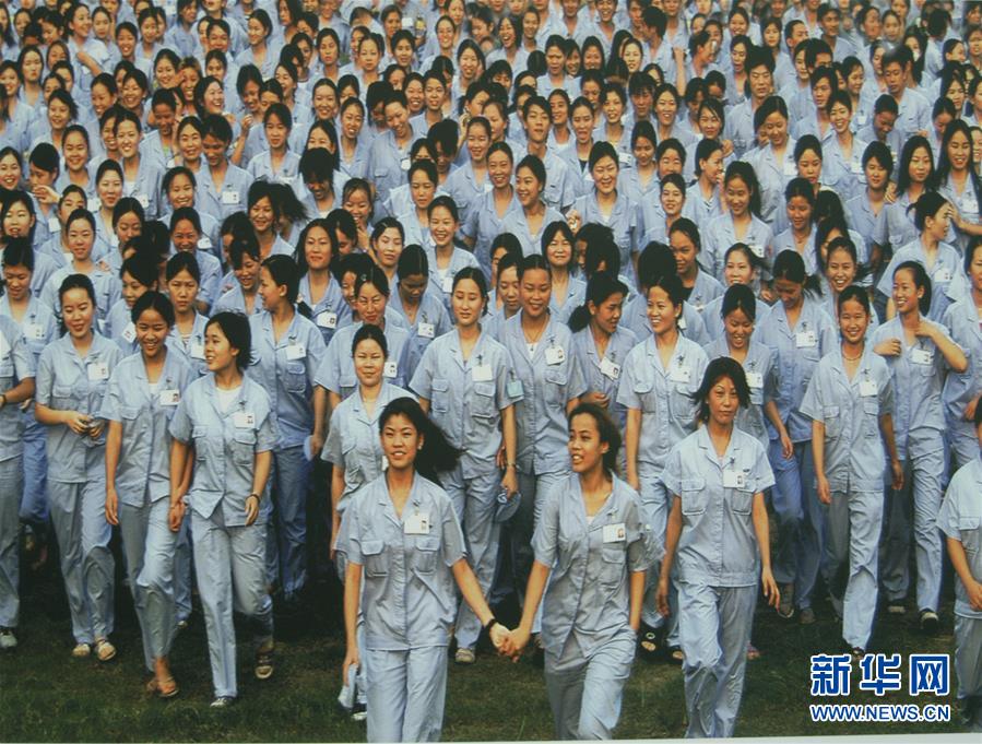 （新華全媒頭條&middot;圖文互動）（1）億萬人民的奮斗史詩&mdash;&mdash;獻(xiàn)給共和國70年光輝歷史的創(chuàng)造者