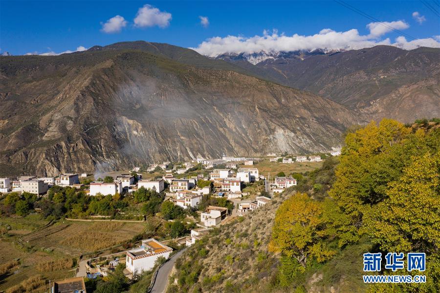 （圖文互動）（5）香巴拉并不遙遠&mdash;&mdash;寫在潔白的現(xiàn)代藏鄉(xiāng)