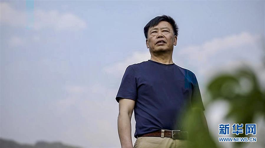 （新華全媒頭條&middot;時代先鋒&middot;圖文互動）（1）&ldquo;要把論文寫在大地上&rdquo;&mdash;&mdash;記&ldquo;農(nóng)民院士&rdquo;朱有勇
