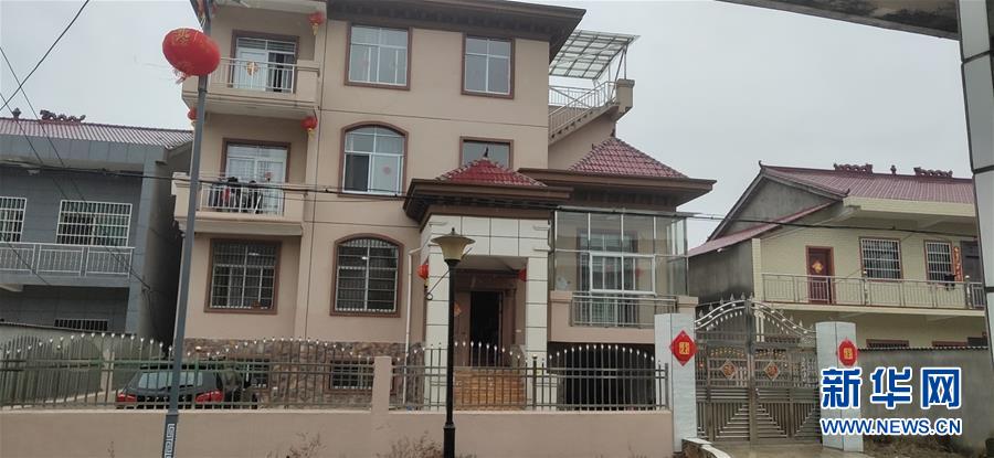 （聚焦疫情防控&middot;圖文互動）（1）從武漢返鄉(xiāng)的一家人：&ldquo;鄰里情割不斷，自行隔離是義務&rdquo;