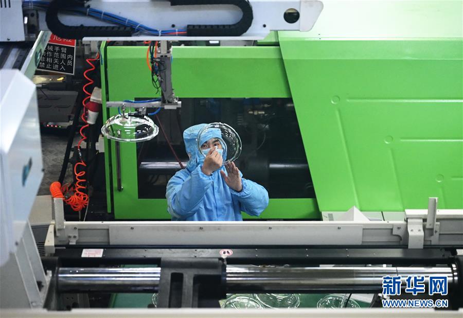 (來自經(jīng)濟前沿的故事·企業(yè)復工復產(chǎn)·圖文互動)(4)“危機中發(fā)現(xiàn)新商機”——中國科技制造企業(yè)復工復產(chǎn)觀察