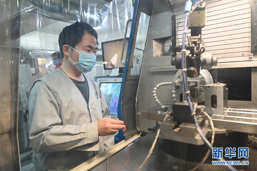 (來自經(jīng)濟前沿的故事·企業(yè)復工復產(chǎn)·圖文互動)(8)“危機中發(fā)現(xiàn)新商機”——中國科技制造企業(yè)復工復產(chǎn)觀察