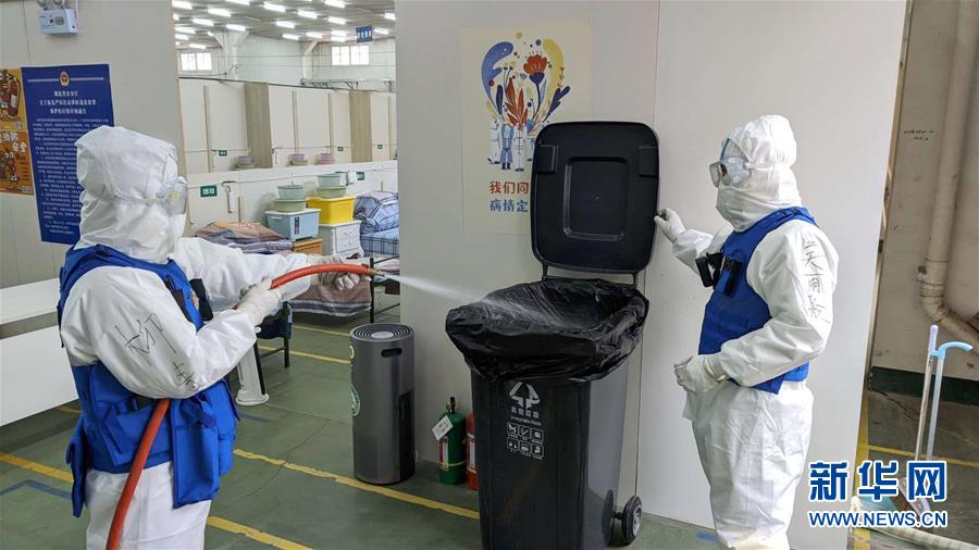 (新華全媒頭條)(2)“疫”線閃耀“火焰藍”——記奮戰(zhàn)湖北抗疫一線的消防救援隊伍