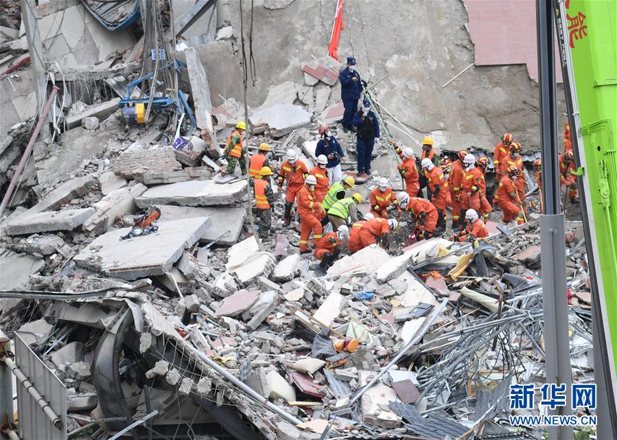 (社會)(2)福建泉州酒店坍塌事故仍有28人被困
