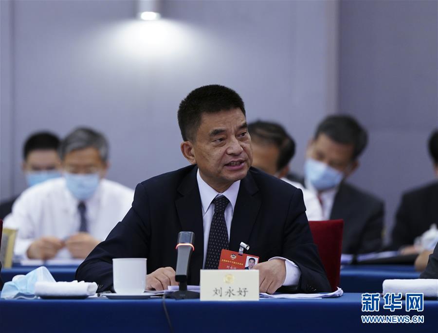 （新華全媒頭條&middot;圖文互動(dòng)）（10）從人民中汲取磅礴力量&mdash;&mdash;習(xí)近平總書記同出席2020年全國(guó)兩會(huì)人大代表、政協(xié)委員共商國(guó)是紀(jì)實(shí)