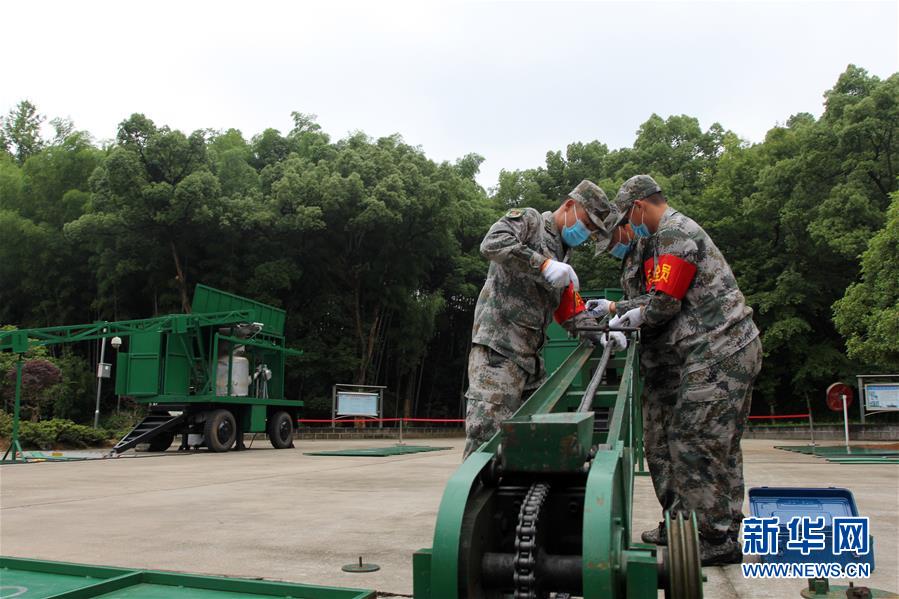 (圖文互動(dòng))(3)聯(lián)保部隊(duì)首次組織報(bào)廢武器彈藥調(diào)運(yùn)銷毀業(yè)務(wù)集訓(xùn)