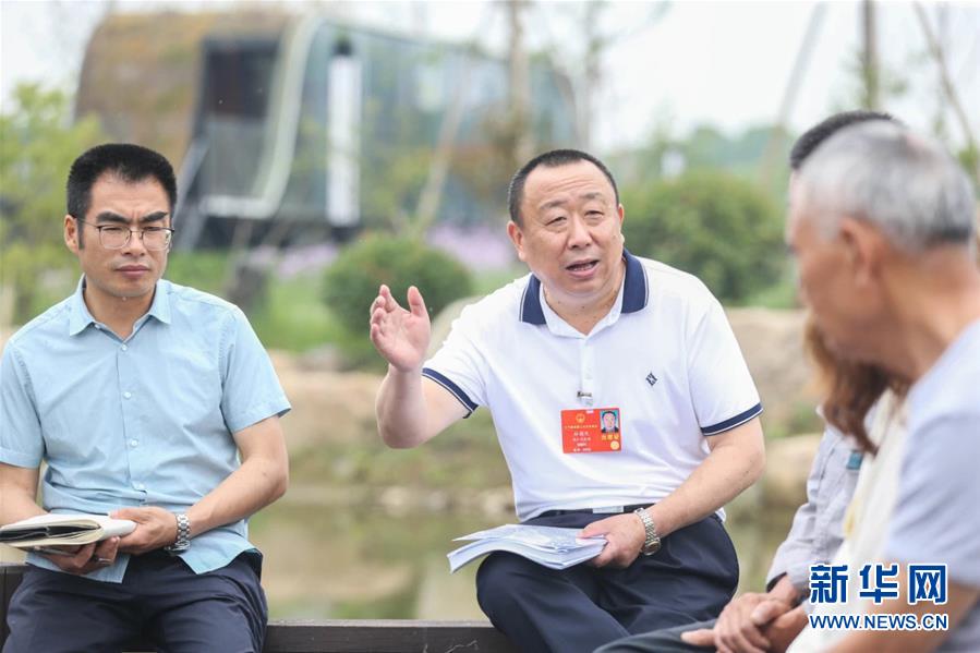 （新華全媒頭條&middot;兩會精神看落實&middot;圖文互動）（2）整體謀劃、系統(tǒng)升級、全面提升&mdash;&mdash;落實全國兩會精神織牢織密公共衛(wèi)生防護網(wǎng)