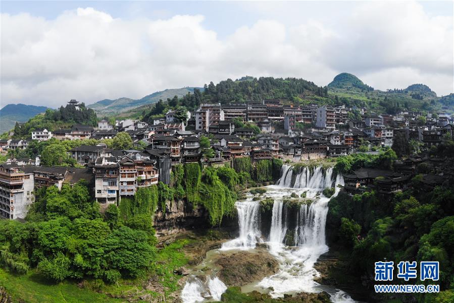 (圖文互動(dòng))(1)美了鄉(xiāng)村 富了山民——湖南崛起一批文旅特色小鎮(zhèn)