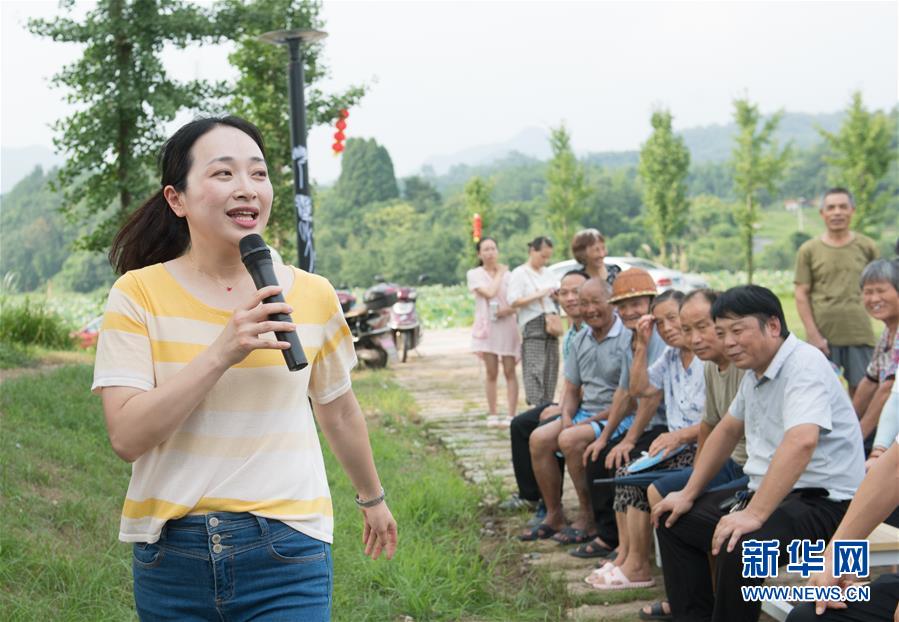 (新華全媒頭條·圖文互動(dòng))(3)讓有信仰的年輕人講信仰的故事——浙江青年宣講團(tuán)的“后浪潮音”
