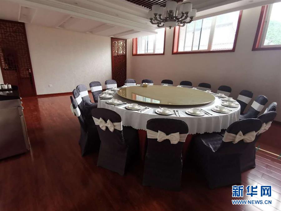 （新華視點&middot;圖文互動）（7）學校建漂亮點本無錯，為何這所&ldquo;豪華中學&rdquo;讓人困惑？