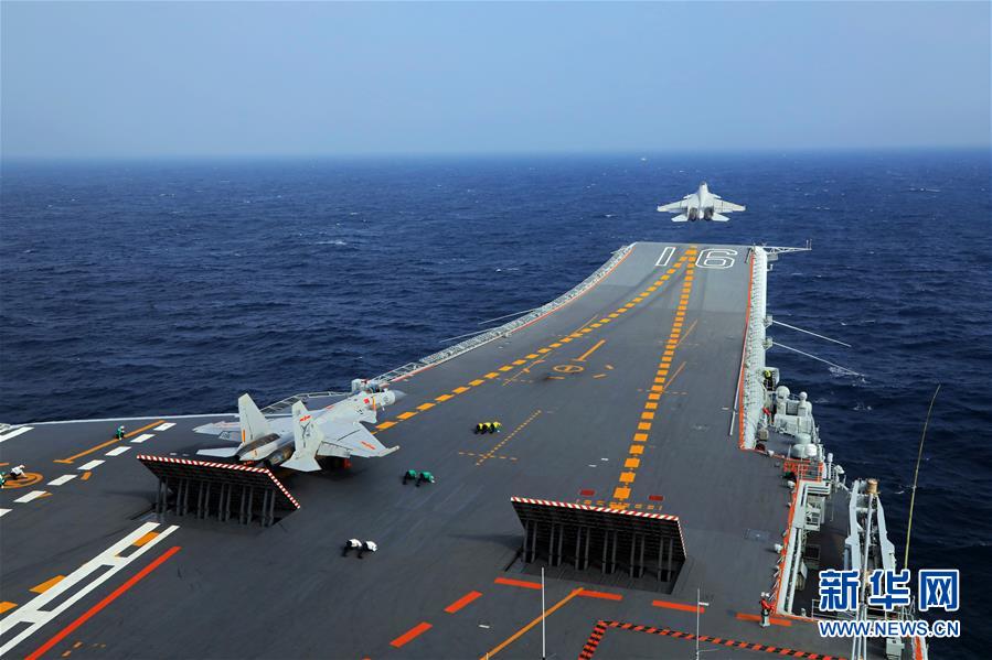 (在習(xí)近平強(qiáng)軍思想指引下·我們?cè)趹?zhàn)位報(bào)告·圖文互動(dòng))(3)奮飛在新時(shí)代的海天——海軍某艦載航空兵部隊(duì)備戰(zhàn)打仗記事