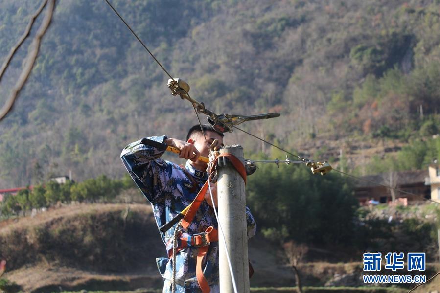 (圖文互動)(1)守護(hù)永不消逝的電波——記海軍參謀部某保障大隊(duì)南北山分隊(duì)