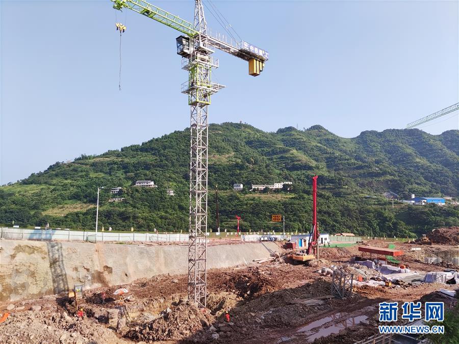 (走向我們的小康生活·決戰(zhàn)決勝脫貧攻堅(jiān)·圖文互動)(4)“萬里長江第一港”的新藍(lán)圖