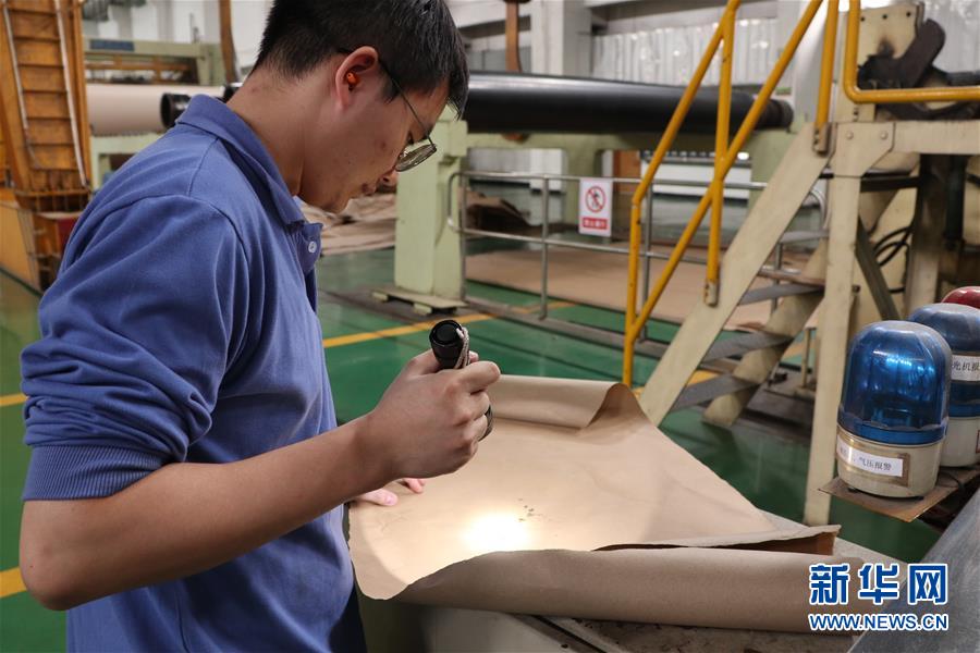 (全面建成小康社會(huì)“百城千縣萬村調(diào)研行”·圖文互動(dòng))(3)產(chǎn)業(yè)強(qiáng)起來 精神富起來——廣東潢涌“落后地”變“明星村”的小康之路