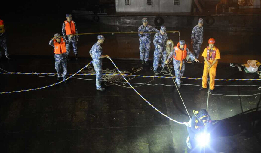 &ldquo;東方之星&rdquo;客輪救援：不分晝夜，不拋棄不放棄