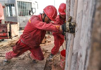 戰(zhàn)高溫 保生產