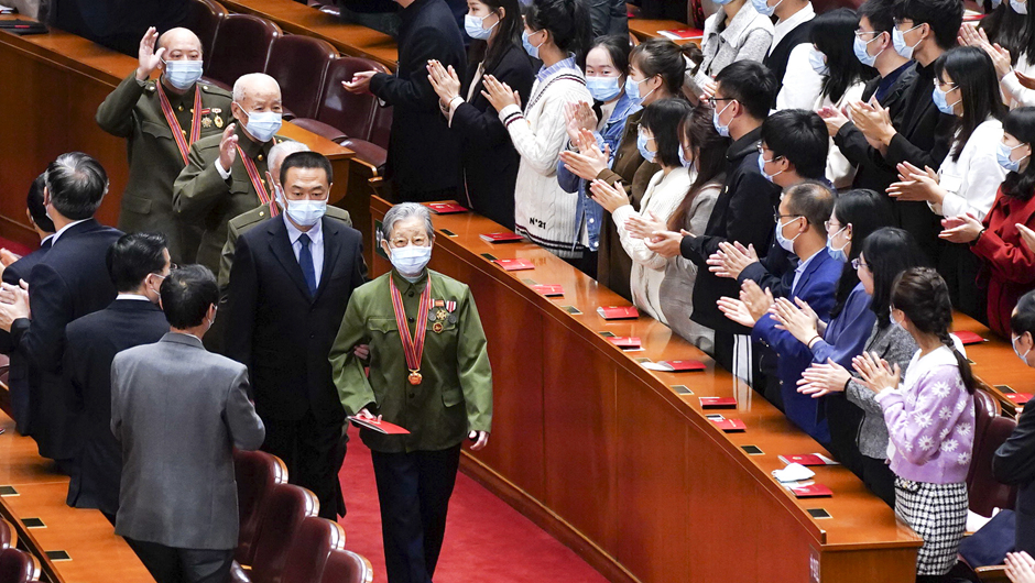 大會前，志愿軍老同志入場