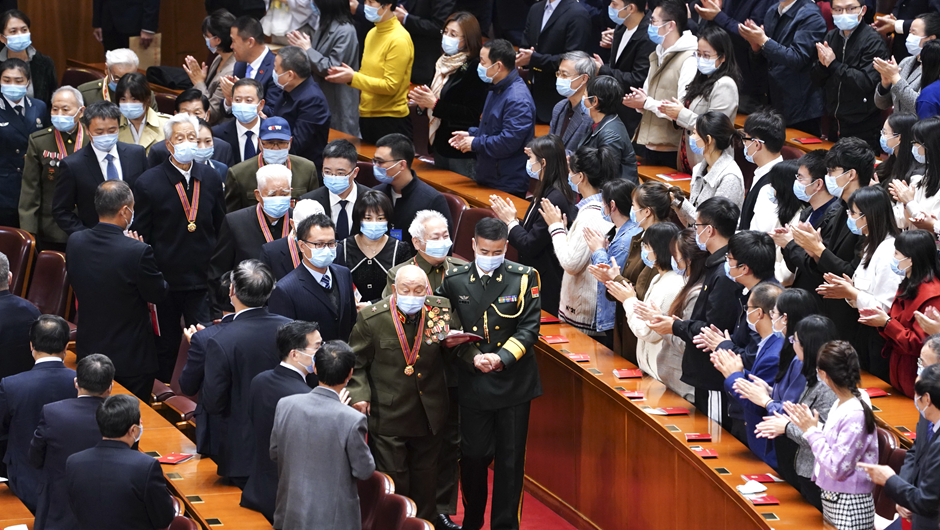 大會前，志愿軍老同志入場