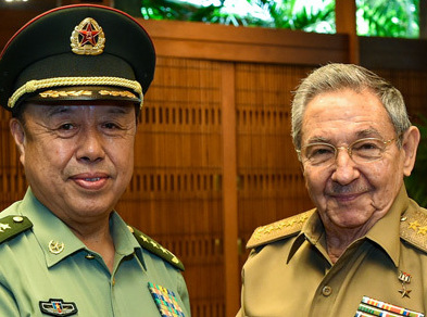 勞爾&middot;卡斯特羅會(huì)見范長(zhǎng)龍