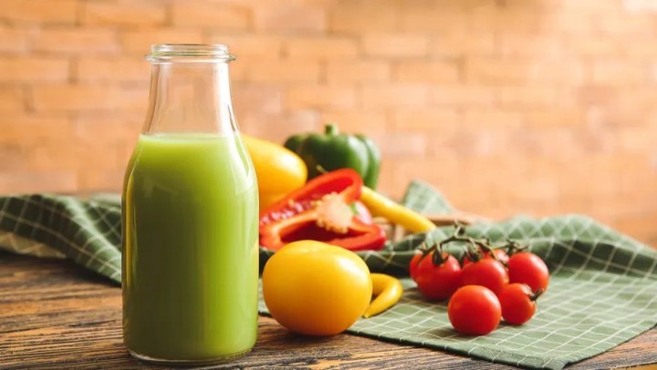 榨蔬菜汁喝，比吃蔬菜更健康更方便？